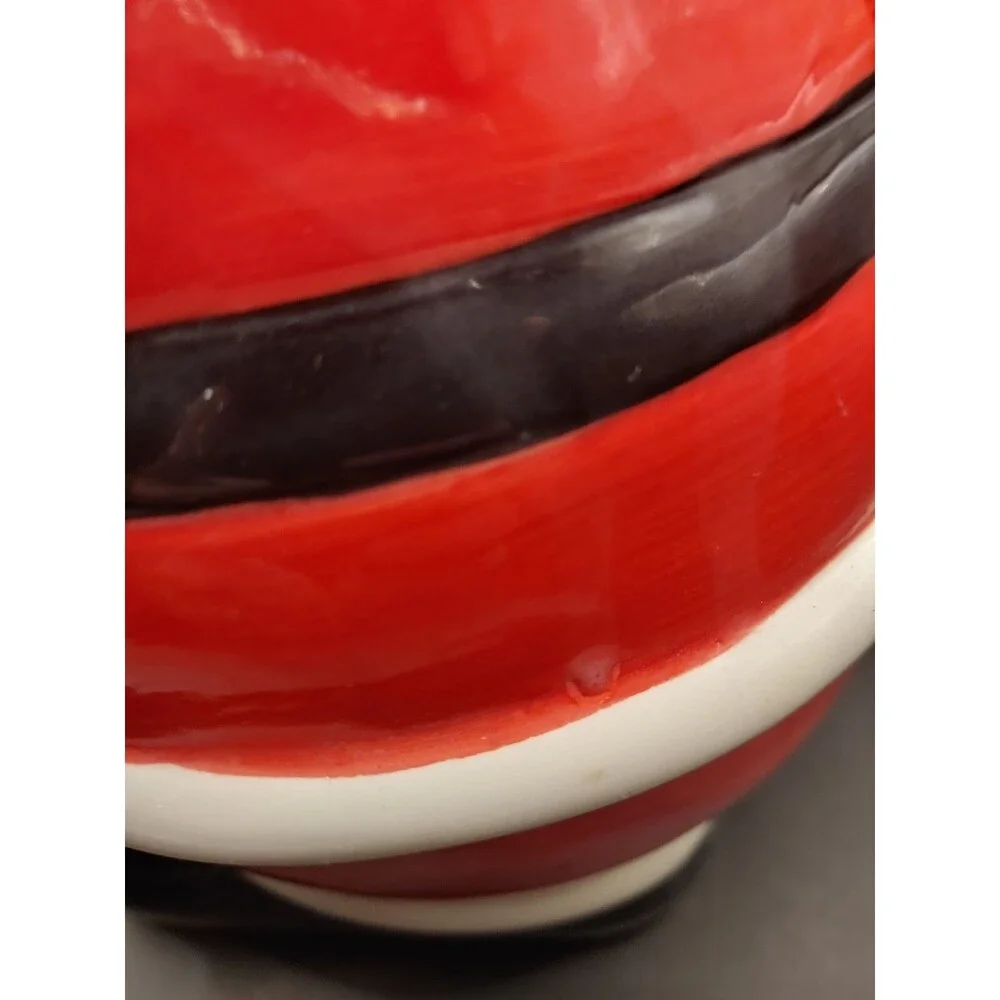 Rare Discountinued David’s Handpainted Santa Cookie Jar